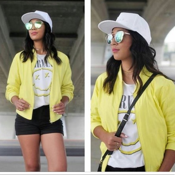 Anthropologie Hei Hei Yellow Bomper - Picture 3 of 8